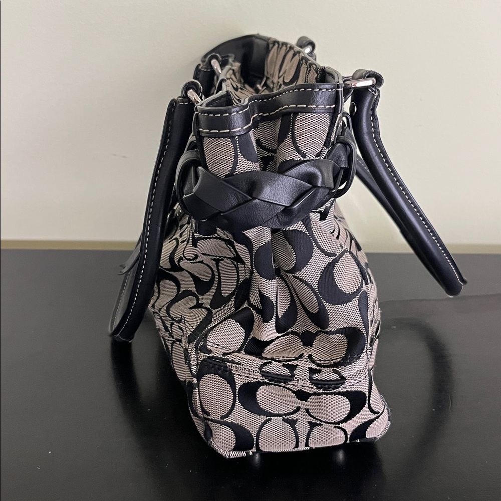 Coach Hampton Signature Canvas Satchel in black and gray - Picture 7 of 12